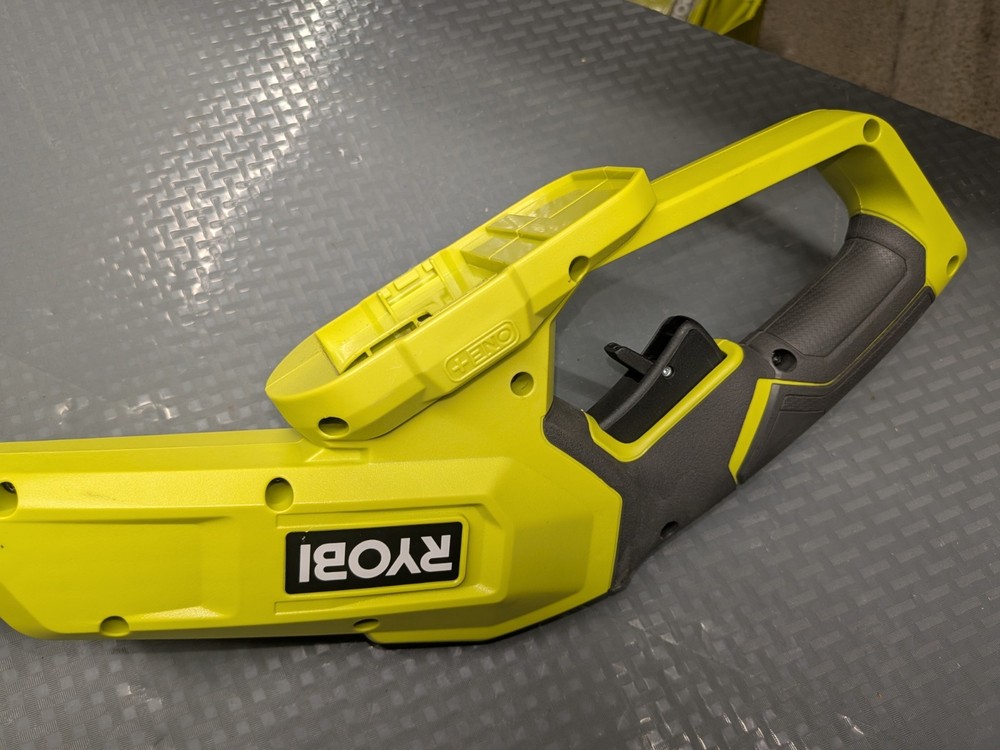 Ryobi 18V 13" Battery String Trimmer/Edger (MISSING GUARD) P20018 - 2024