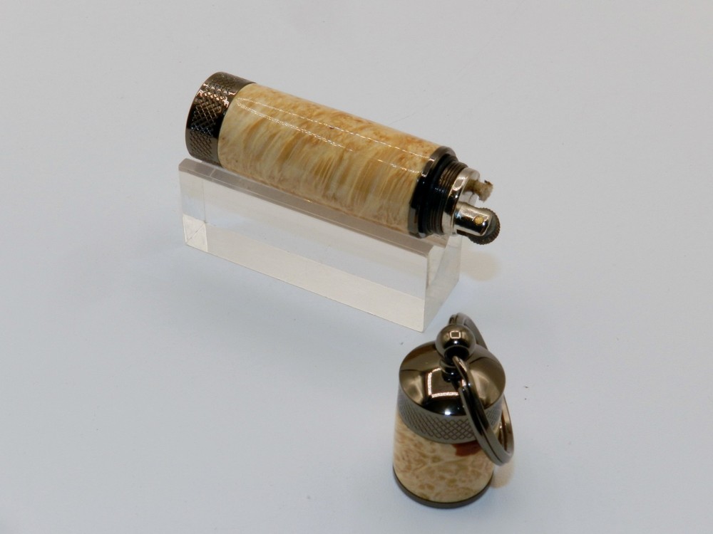Handmade Key Chain Lighter w/ replaceable flint. Made from Box Elder Burl. #43