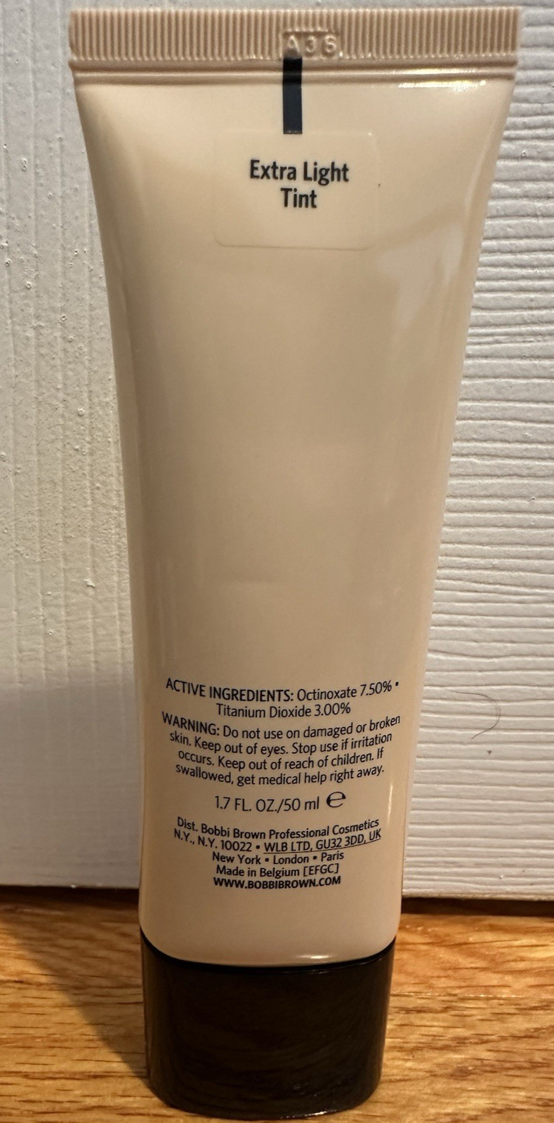 BOBBI BROWN NUDE FINISH TINTED MOISTURIZER SPF 15 MAKEUP 1.7 OZ / 50 ML RARE NIB