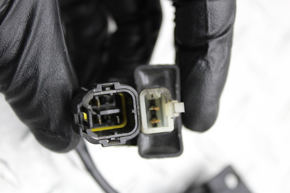 2015 KTM 390 RC HORN SIGNAL/FLASHER SENSOR/TIP OVER SENSOR/CONTROL UNIT SENSOR