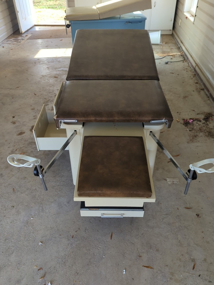 Retro Hamilton Exam Table brown / tan used EUC