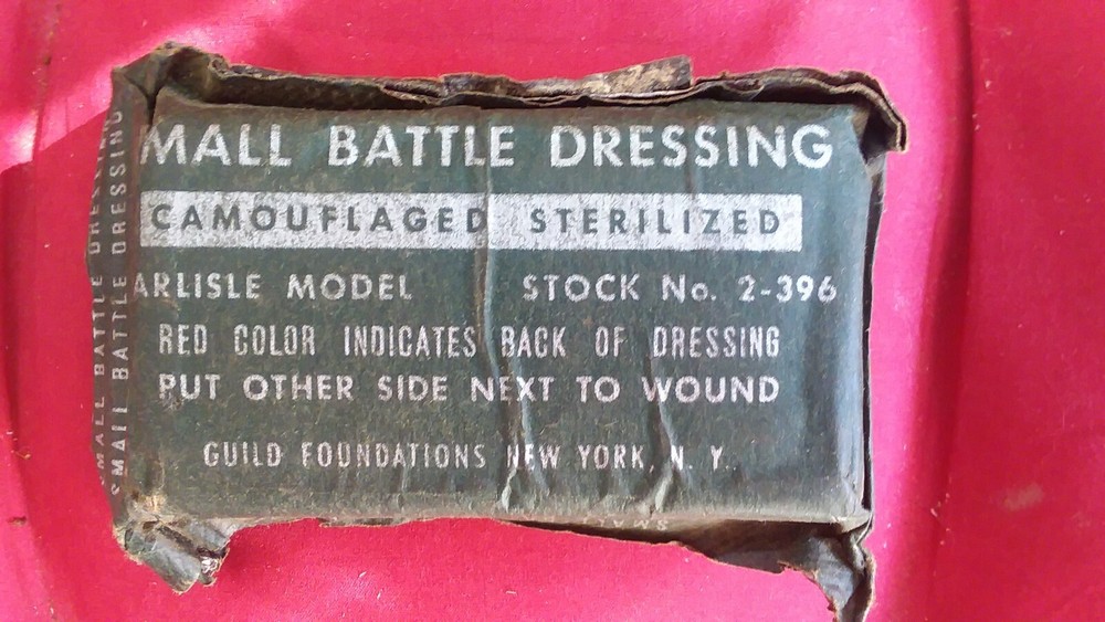 RARE& ORIGINAL WW II MEDIC'S WOUND DRESSING......LOOK