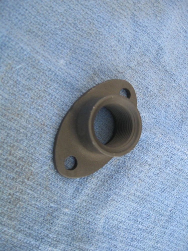MAYTAG MODEL 82, 92 & 72 MUFFLER FLANGE 3/4" PIPE THREADS
