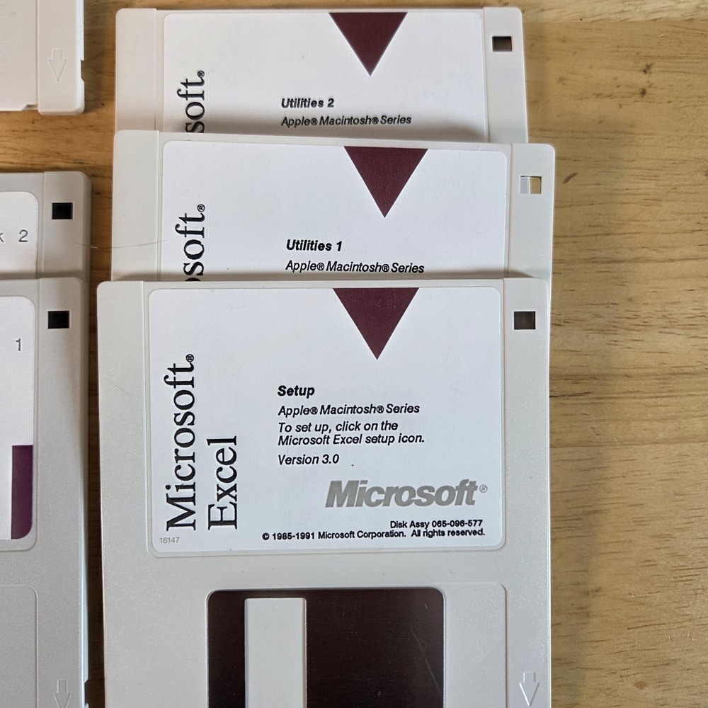 Apple Macintosh Software Lot Microsoft Excel, Word, Help, Secrets, Desktop Case