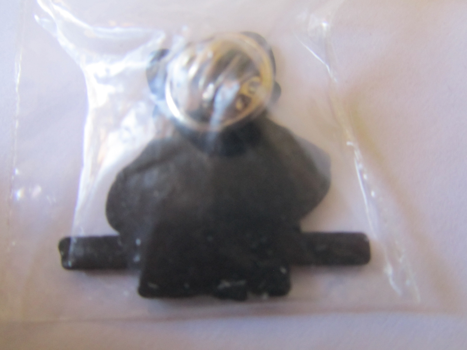 Rare Chuck E Cheese I MADE EVERY GUEST LEAVE HAPPY IN Q1 2010! Pin New In Bag