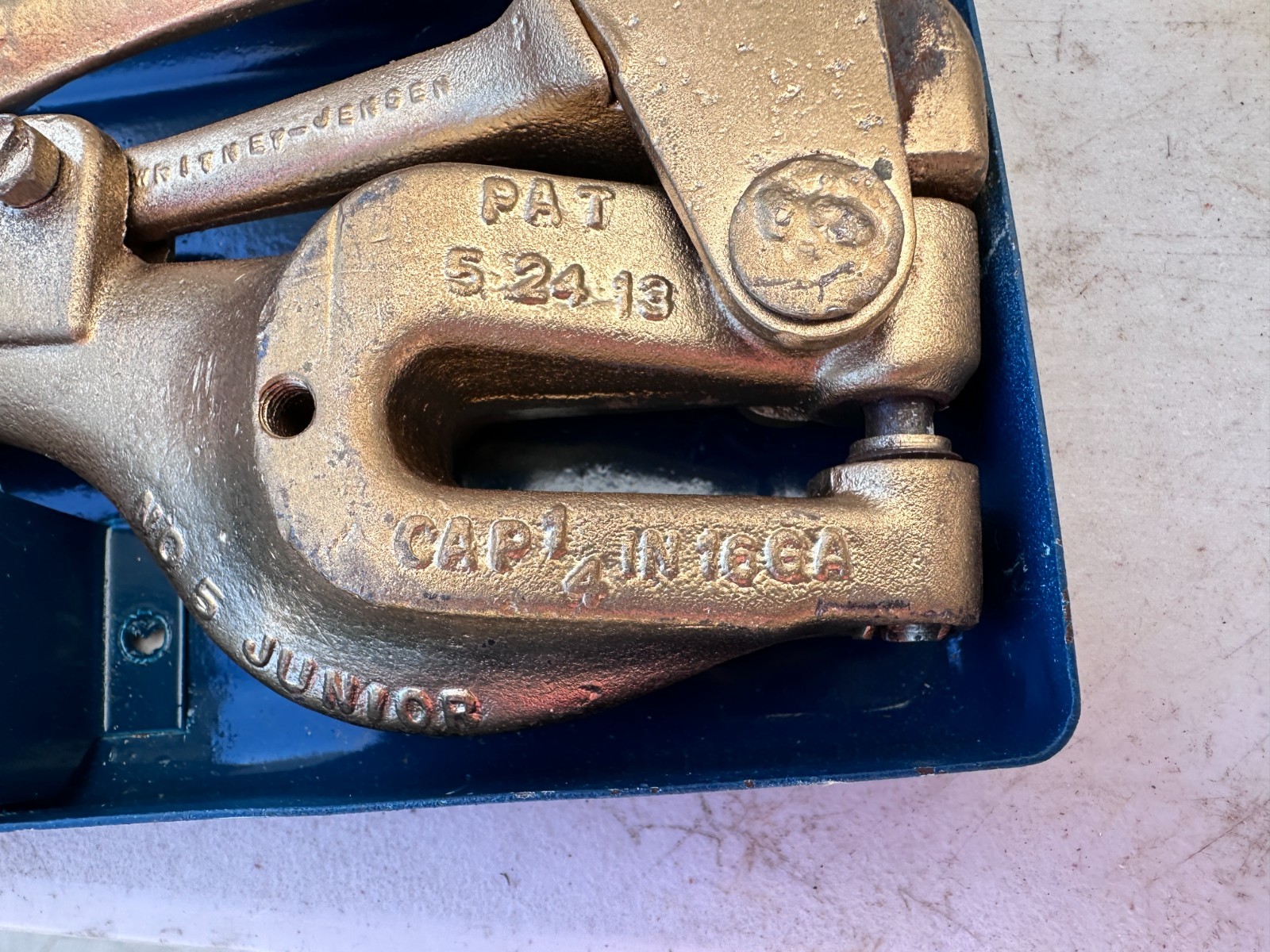 Roper Whitney No. 5 Jr. Hand Punch Kit w/ three punch & die sets as shown