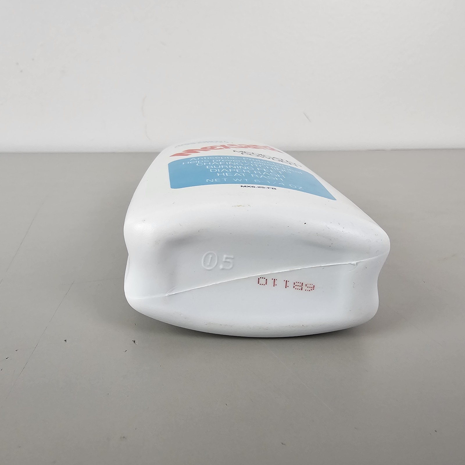 Mexsana Medicated Powder Original Formula Collectible Opened 6 1/4 Oz