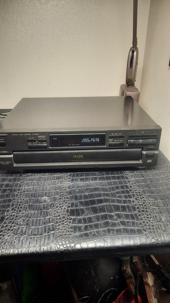 Technics Compact Disc Changer Sl-pd827 (Works)