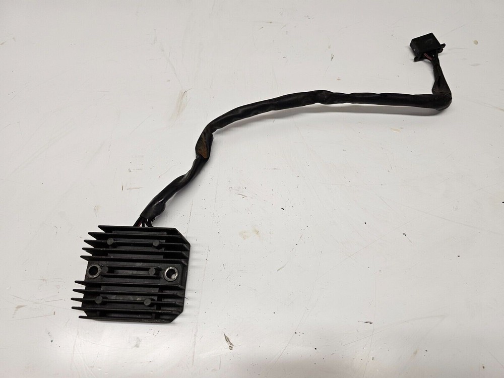 HONDA CBR125 RECTIFIER (6364)