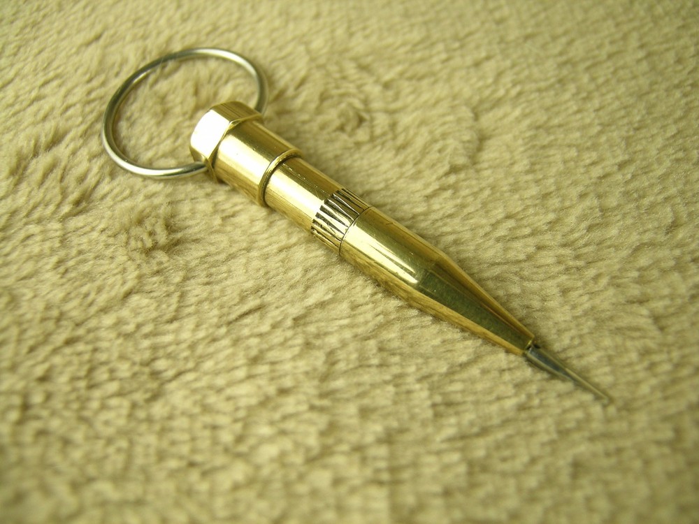 SPRING BODKIN 2 1/2" #030