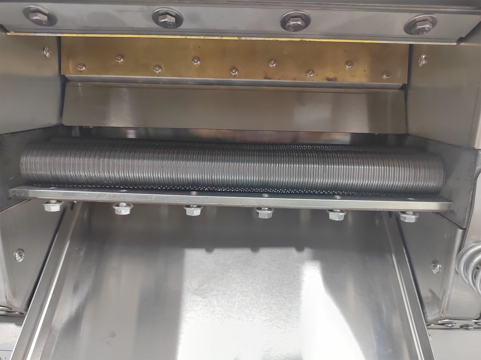 USED! 11.4" Electric Dough Roller Noodles Sheet Maker 110V 1.5KW 1.5mm Cutter