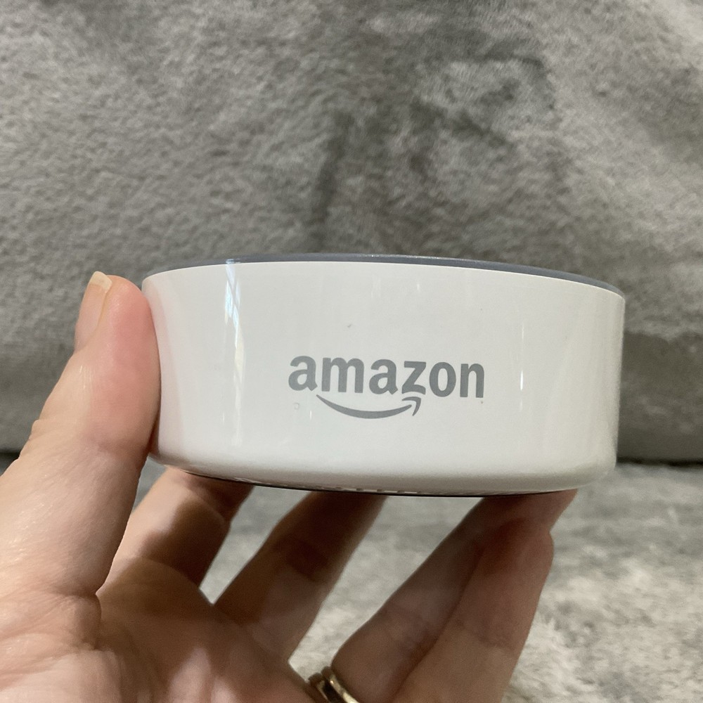 Amazon Echo Dot 2nd Generation Smart Speaker - White (RS03QR) With Cable