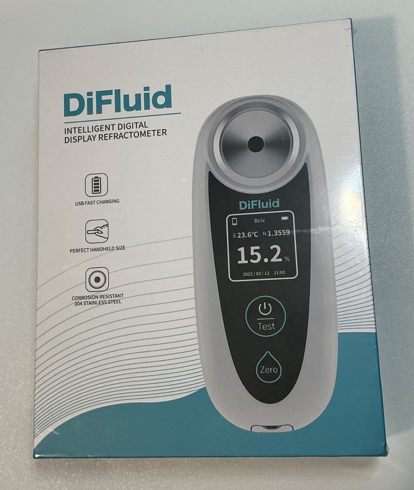 Digital Brix Refractometer 0.2% Precision, 0.05% resolution 0-35% range Portable