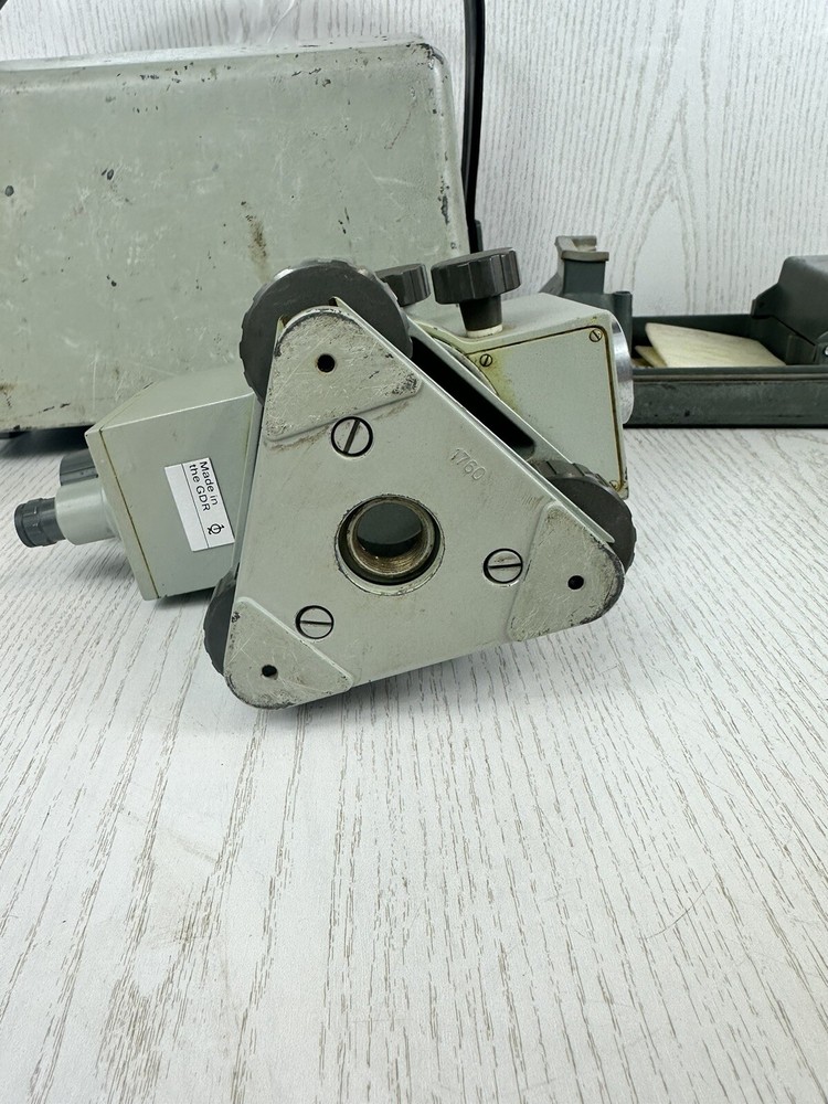 Vintage Carl Zeiss Automatic Level Model Ni025