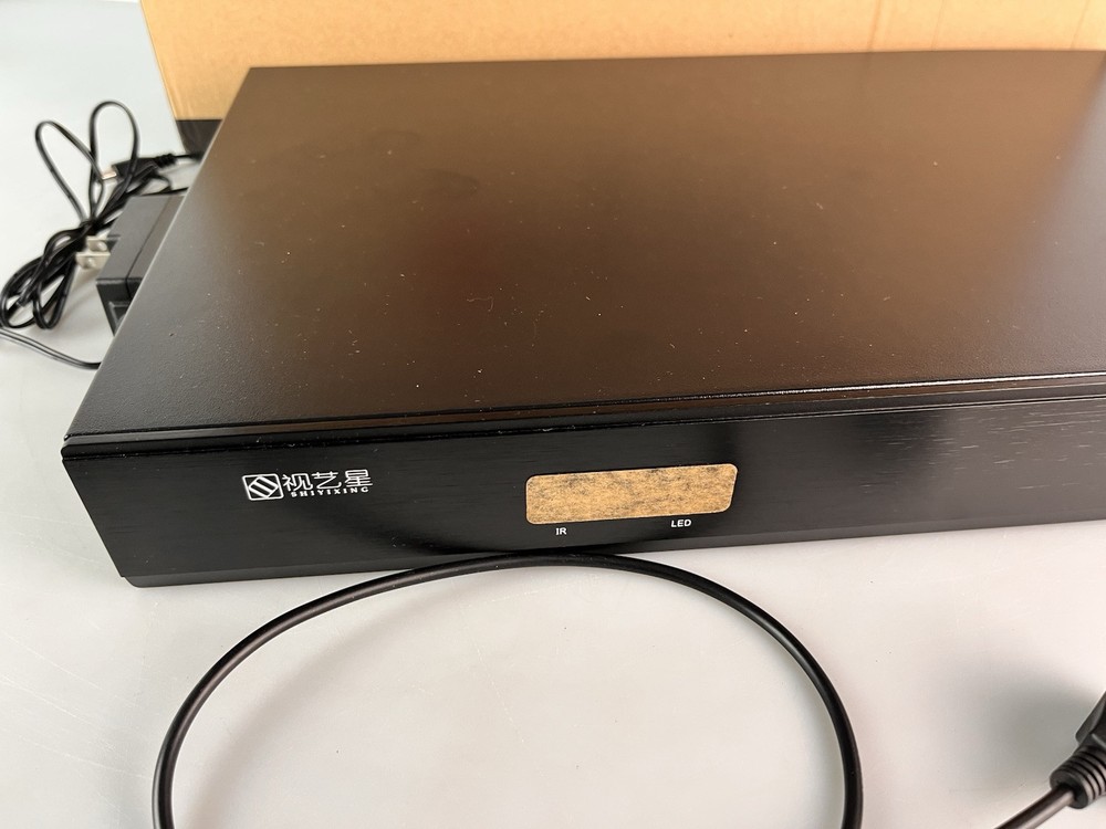 SYX Multimedia Binuclear Player Model HD500F /Karaoke Machine