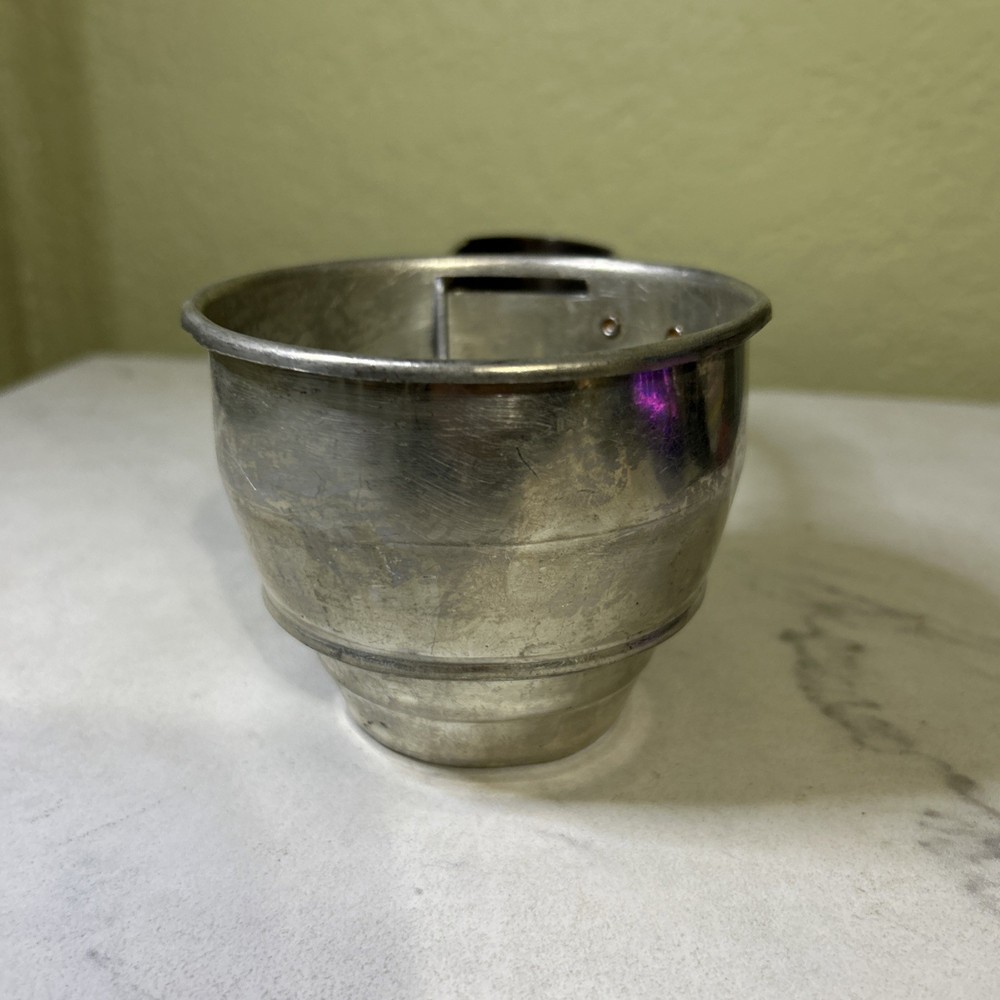 Foley Flour Sifter Spring Handle 1 Cup Kitchen Bakeware Tool Vintage