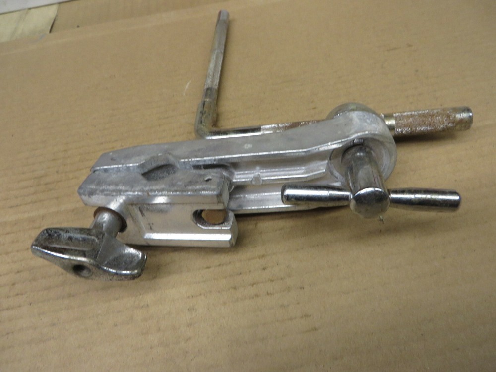 DRUM SET BRACKET PEARL