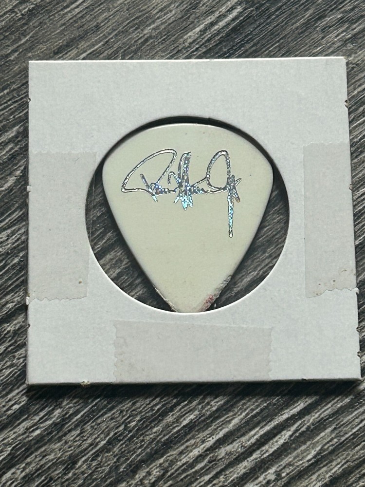 KISS Guitar Pick PAUL STANLEY Psycho Circus Tour LIPSTICK STAGE USED Vintage