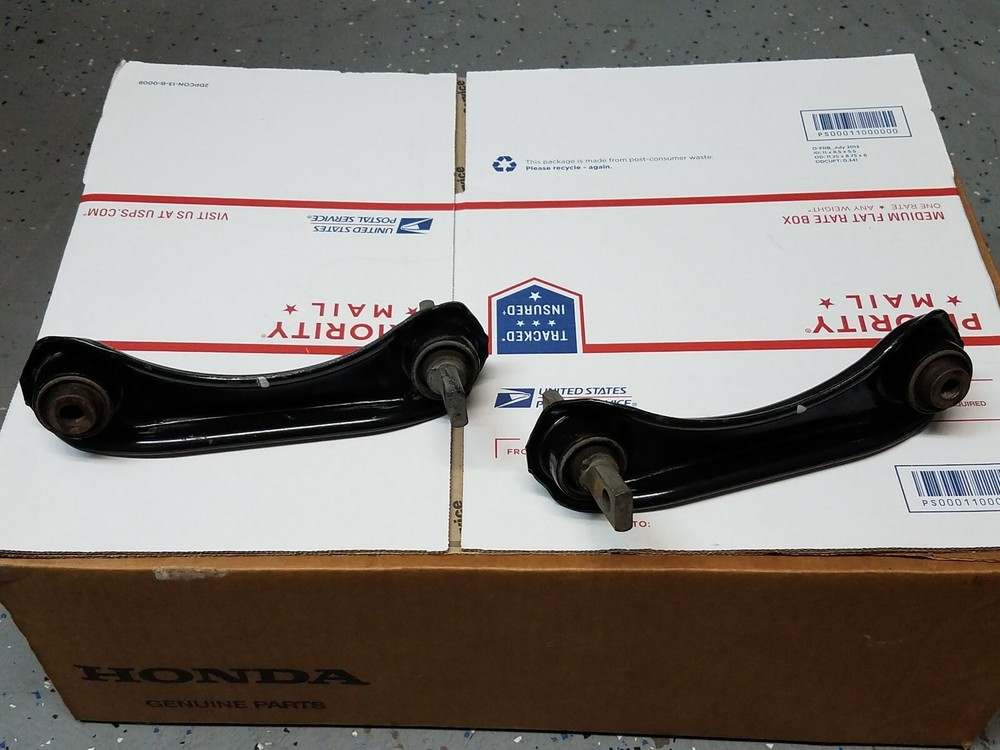Honda Civic OEM rear Upper Arms