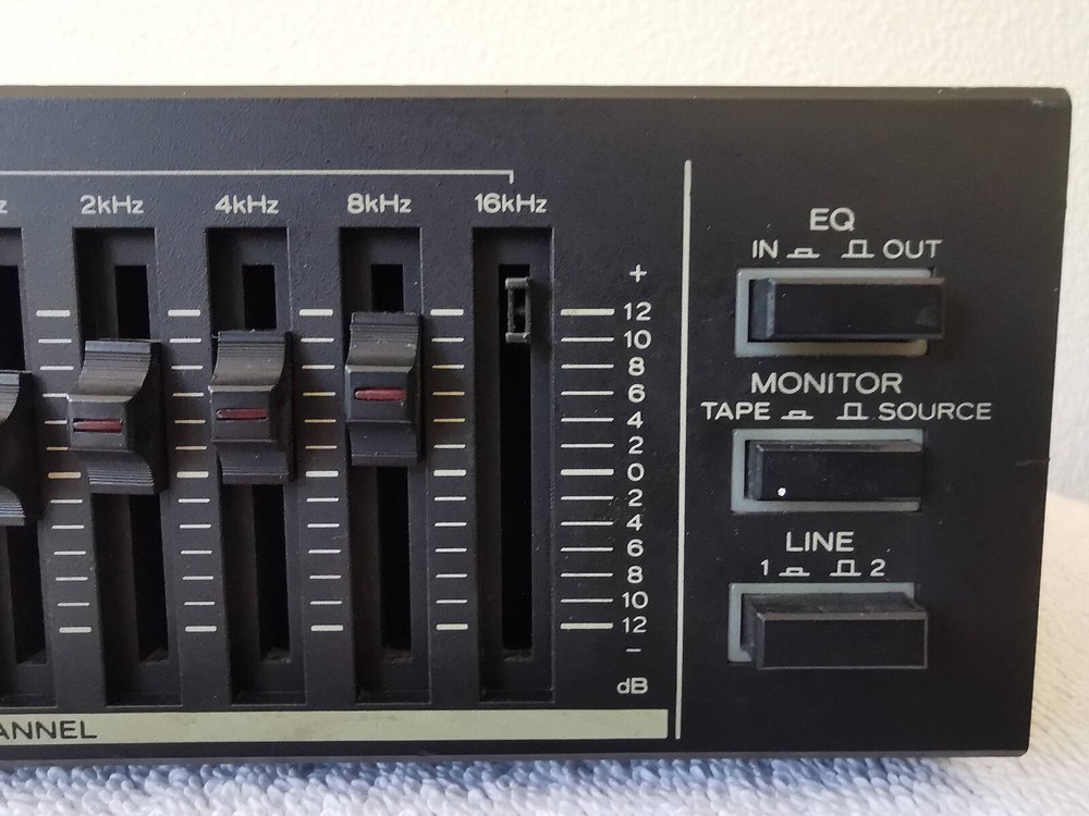 TEAC EQA-5 Stereo 10-Band Graphic Equalizer Tested SEE VIDEO Read Description