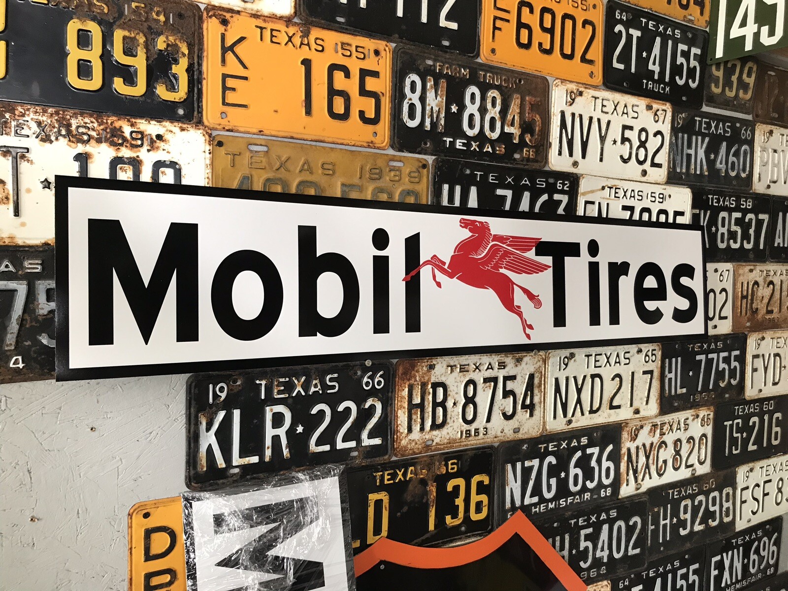 Antique Vintage Old Style Mobil Tires Sign! Mobil Oil & Gas