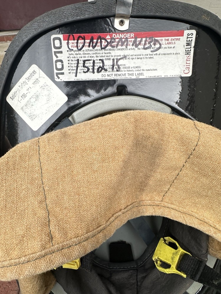 Cairns Authentic 1010 Fire Helmet Firefighter Neck Shield