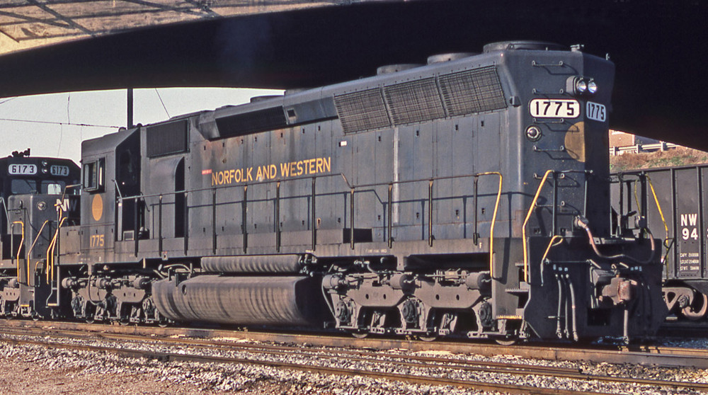 Norfolk and Western Diesel ShellScale Decals O107
