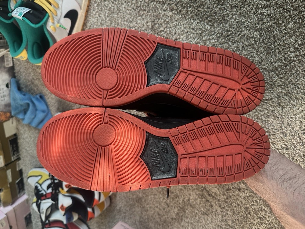 Nike SB Dunk Low Pigeon