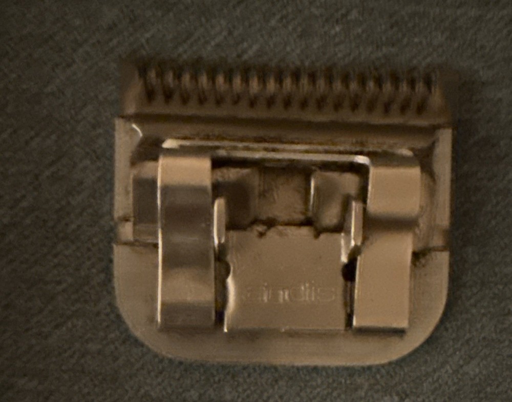 Andis Ceramic Edge Replacement Blade 1A. #63055