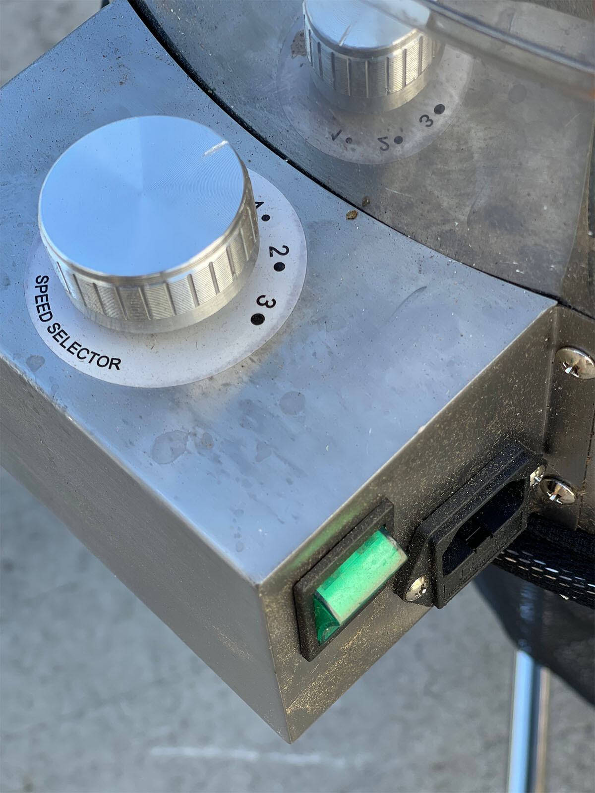 3 Speed Automatic Dry Wet Bud Trimmer Leaf Trim Reaper Plant Trimming Machine