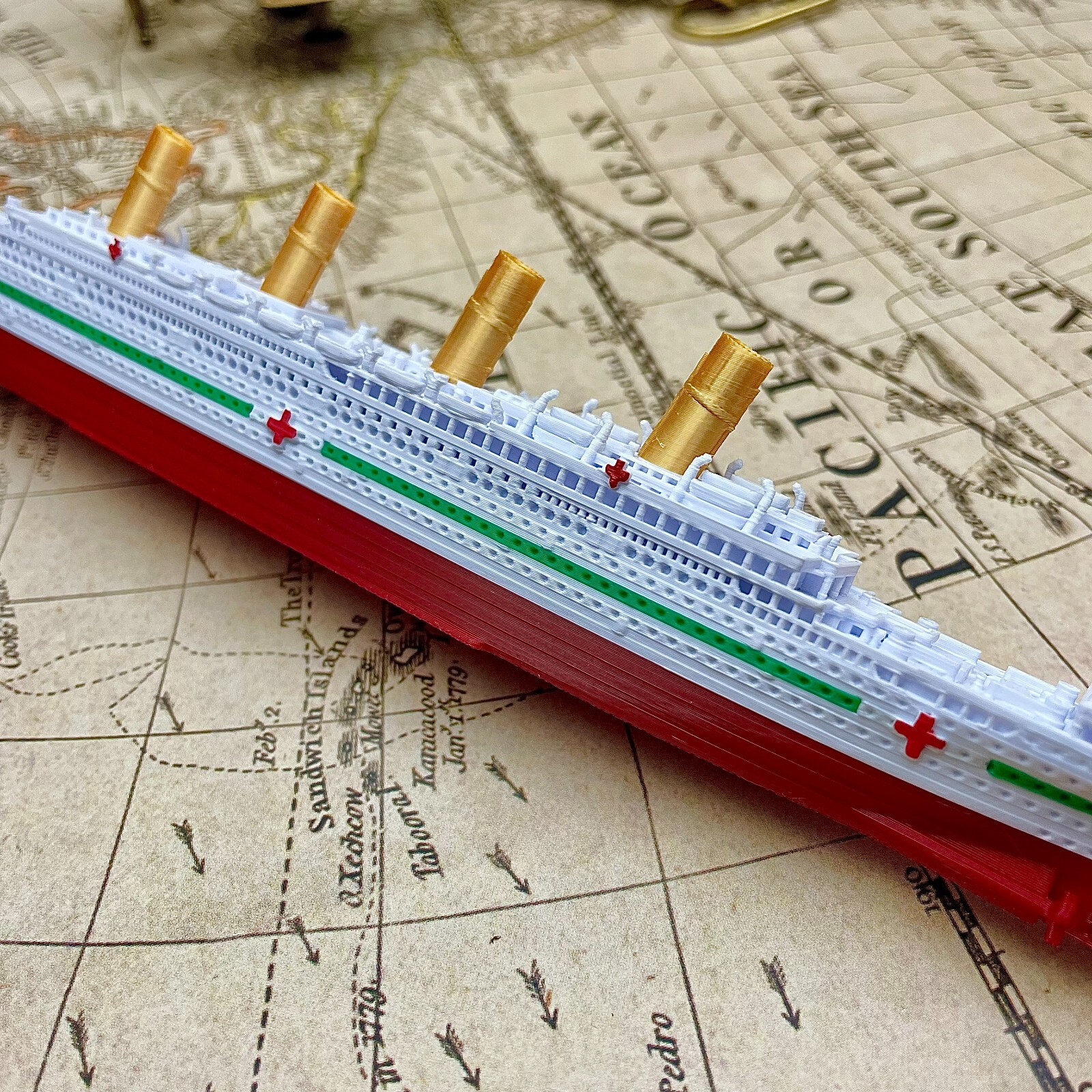 8" Titanic, Britannic Or Olympic Model, RMS Titanic Model Toy, Titanic Toys