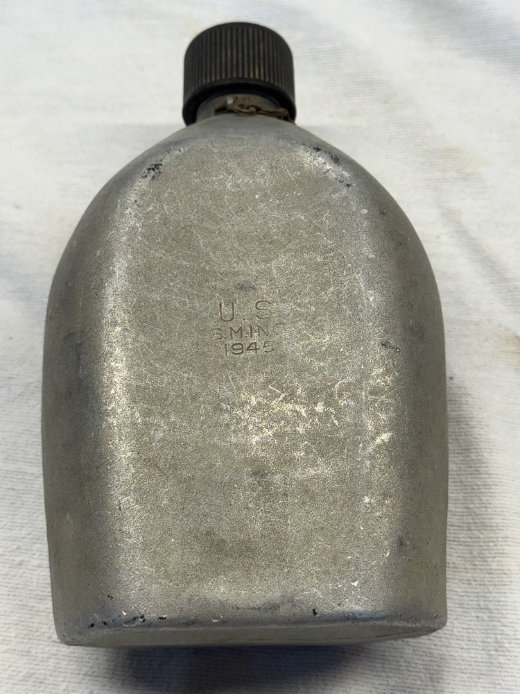 ORIGINAL WWII US ARMY & MARINE INFANTRY M1942 CANTEEN-DATED 1945