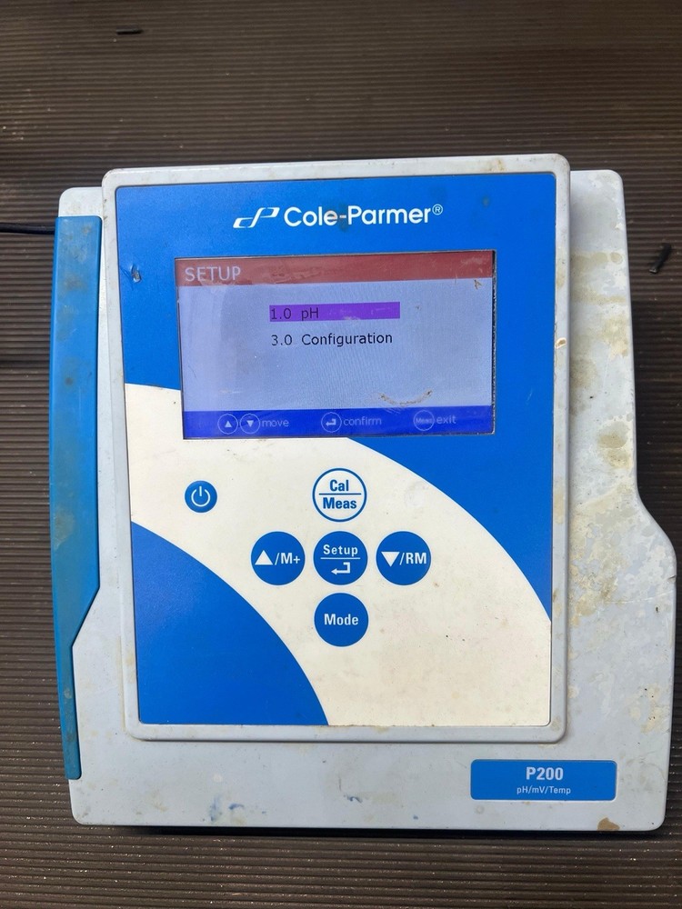 COLE-PARMER P200-02 pH/mV METER