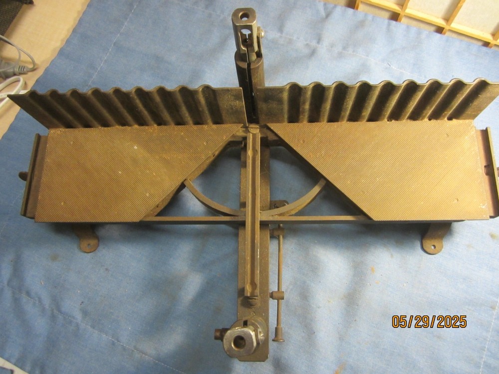 Goodell Pratt Miter Box