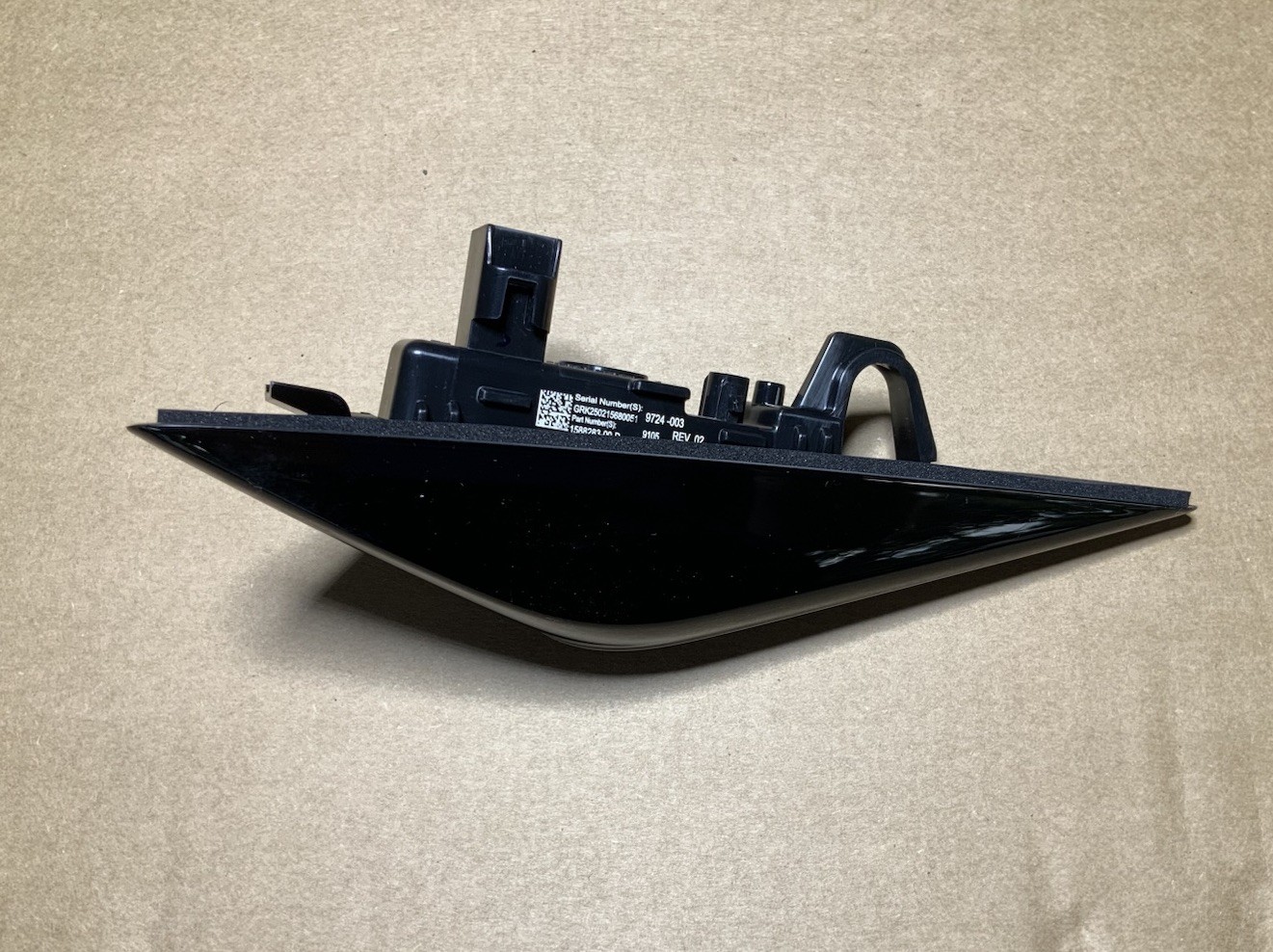 New OEM Tesla Model S 21-23 Left Fender Turn Signal REPEATER Camera 1588283-00-D