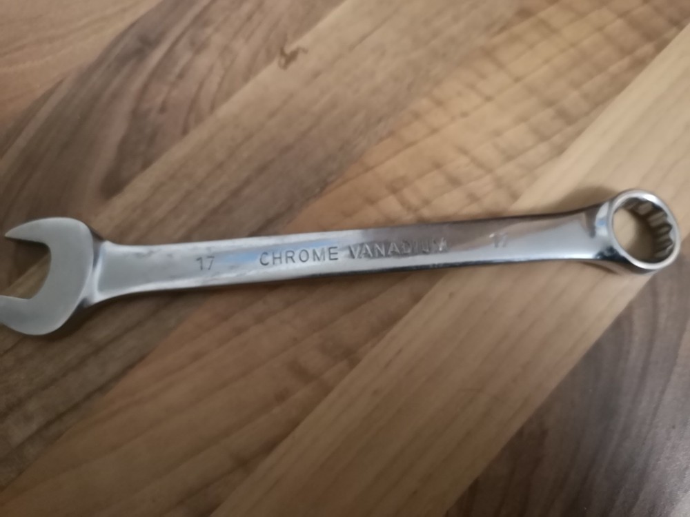 17mm Chrome Vanadium Wrench Spanner - Size 17
