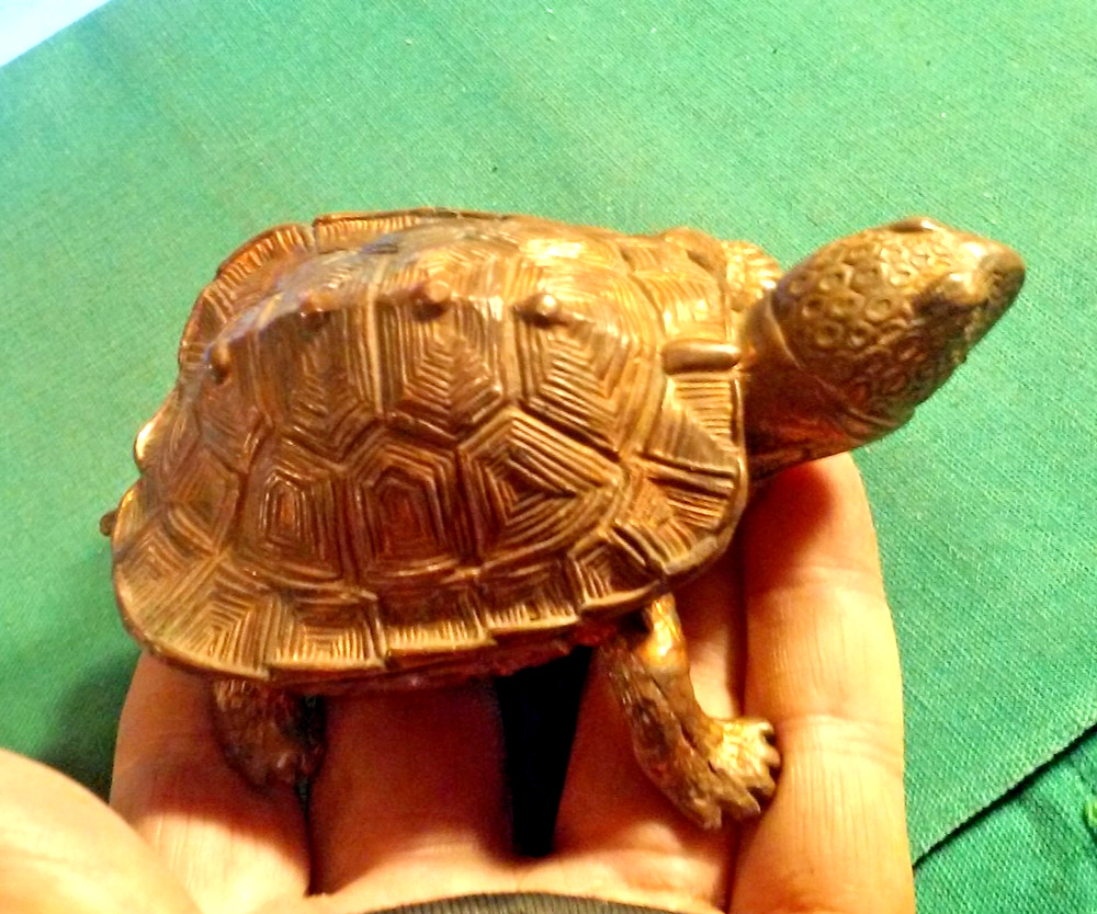 Realistic Retro Solid Metal TURTLE Figure Hinged Lid 2 Compartments Trinket Box