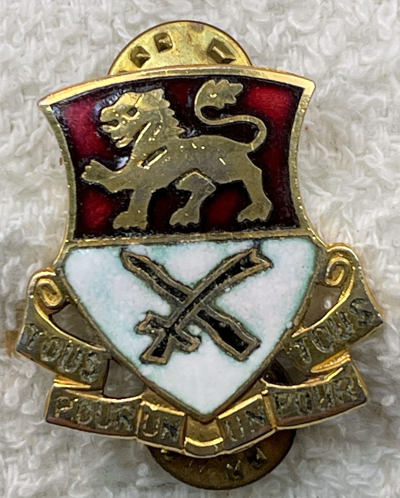 Original:  15th  Cavalry   DI / DUI / crest   CB  31  RR4 (variation)