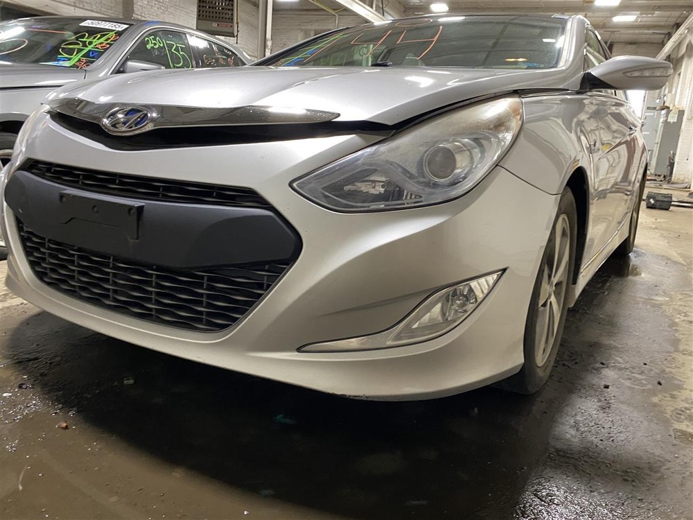 Used A/C Selector Switch fits: 2011 Hyundai Sonata w/navigation automatic temper