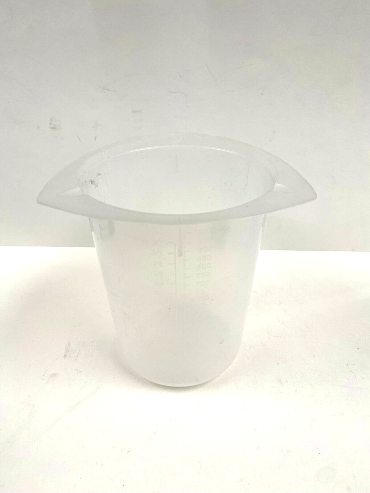 Plastic 1000 mL Wide Rimmed Cup