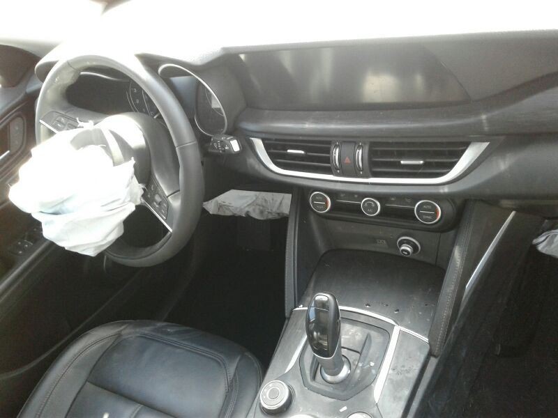 STELVIO 2019 Sun Visor 100854