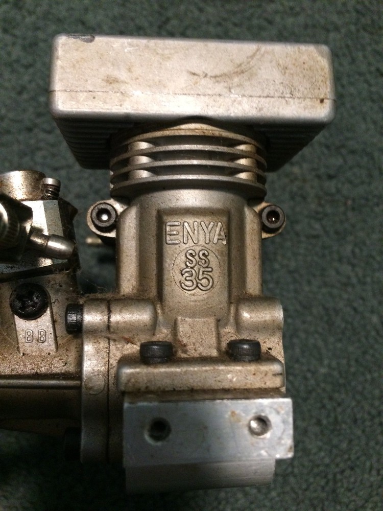 2 hirobo shuttle z helicopters