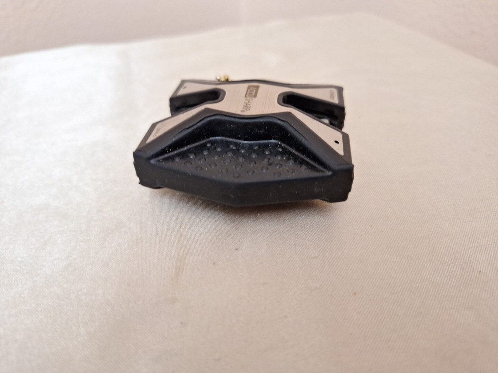 Accu Sharp Diamond PRO 2-Step Knife Sharpener Flip Side Consists TwoCeramic Rods