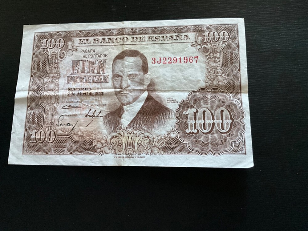 100 Spain Pesetas banknote dated 7/4/53
