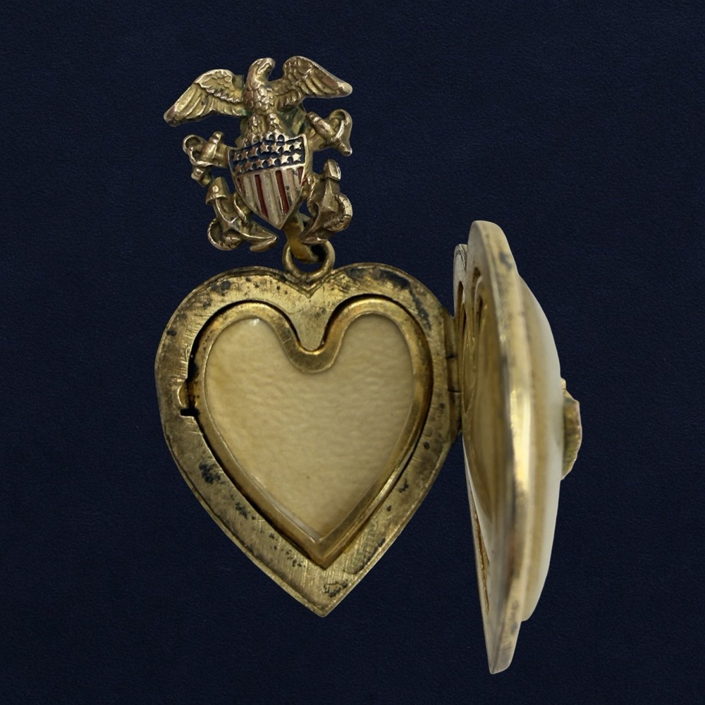 WWII Air Force Navy 10K G.F GOLD Sweetheart Heart LOCKET Pendant Watch Charm Fob