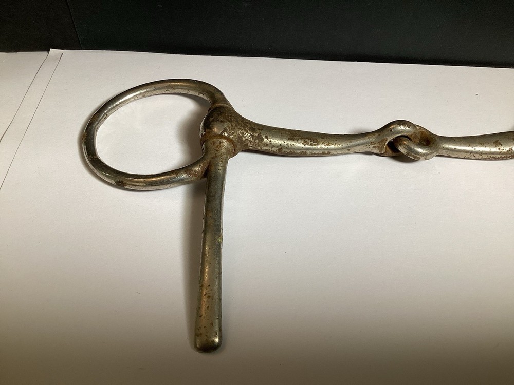 USED SNAFFLE BIT HORSE/PONY EQUESTRIAN