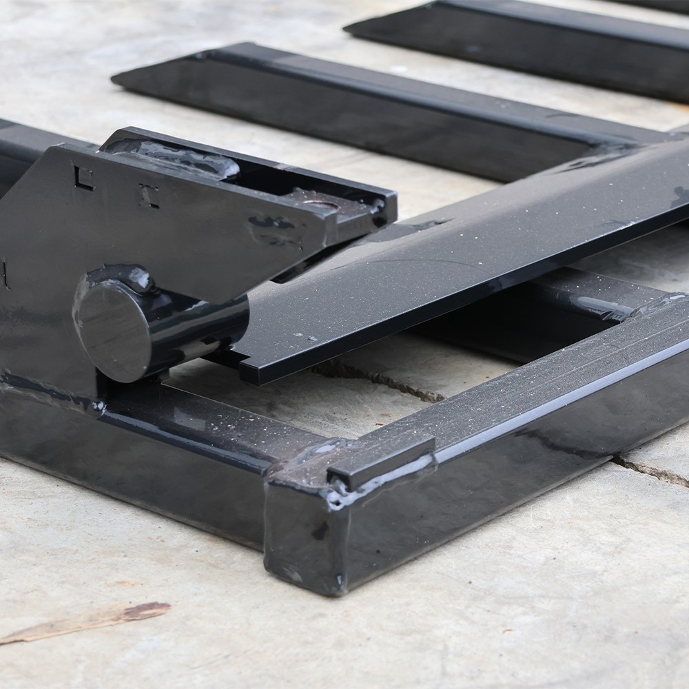 60" Clamp Debris Forks Tractor Skid Steer Loader Bucket Pallet Forks Heavy Steel