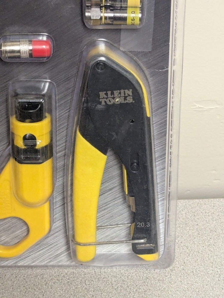 Klein Tools VDV002-818 Coax Cable Installation & Test Kit