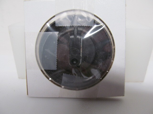 Hot Wheels VINTAGE - PLASTIC Button w/ Tab - SNAKE