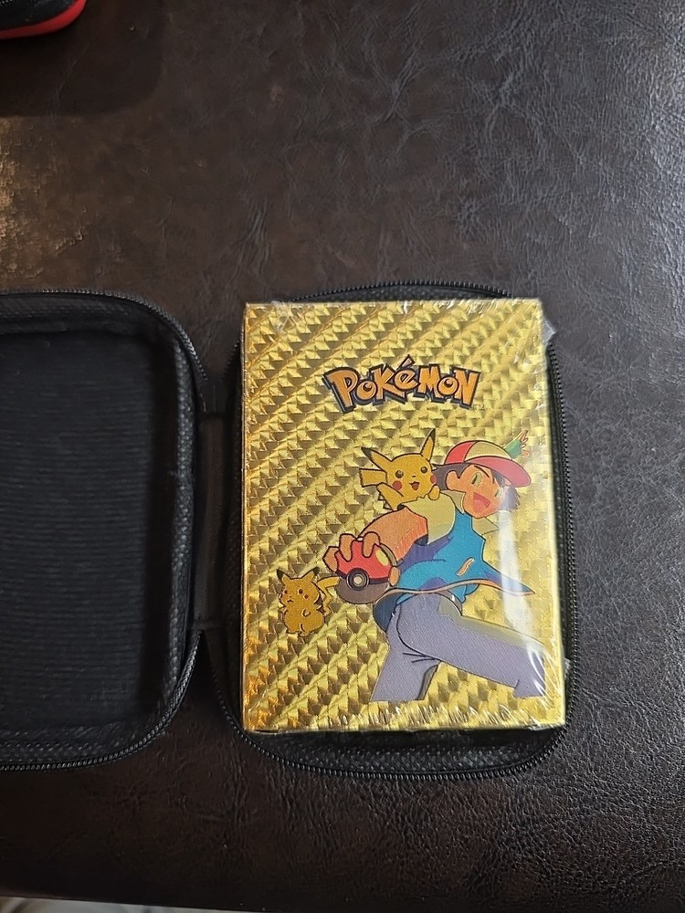 Pokémon Set Case Holder Comes With Box Inside
